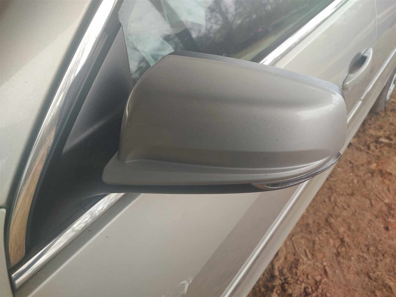 2014 2015 2016 Chevrolet Malibu Left Driver Side View Door Mirror Power with integral turn signal opt DK9