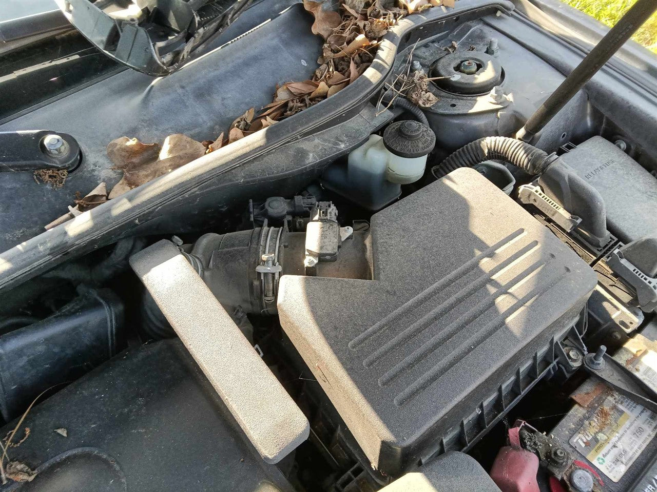 2007 thru 2016 Toyota Venza, Toyota Camry Air Cleaner Intake Filter Box 2.4L VIN E 4 cylinder