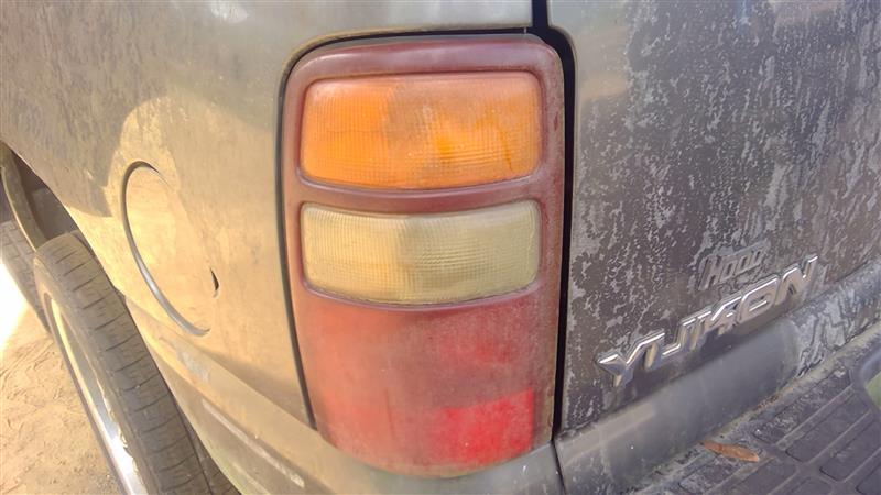Donor vehicle 2001 GMC Yukon (Stock #249794)