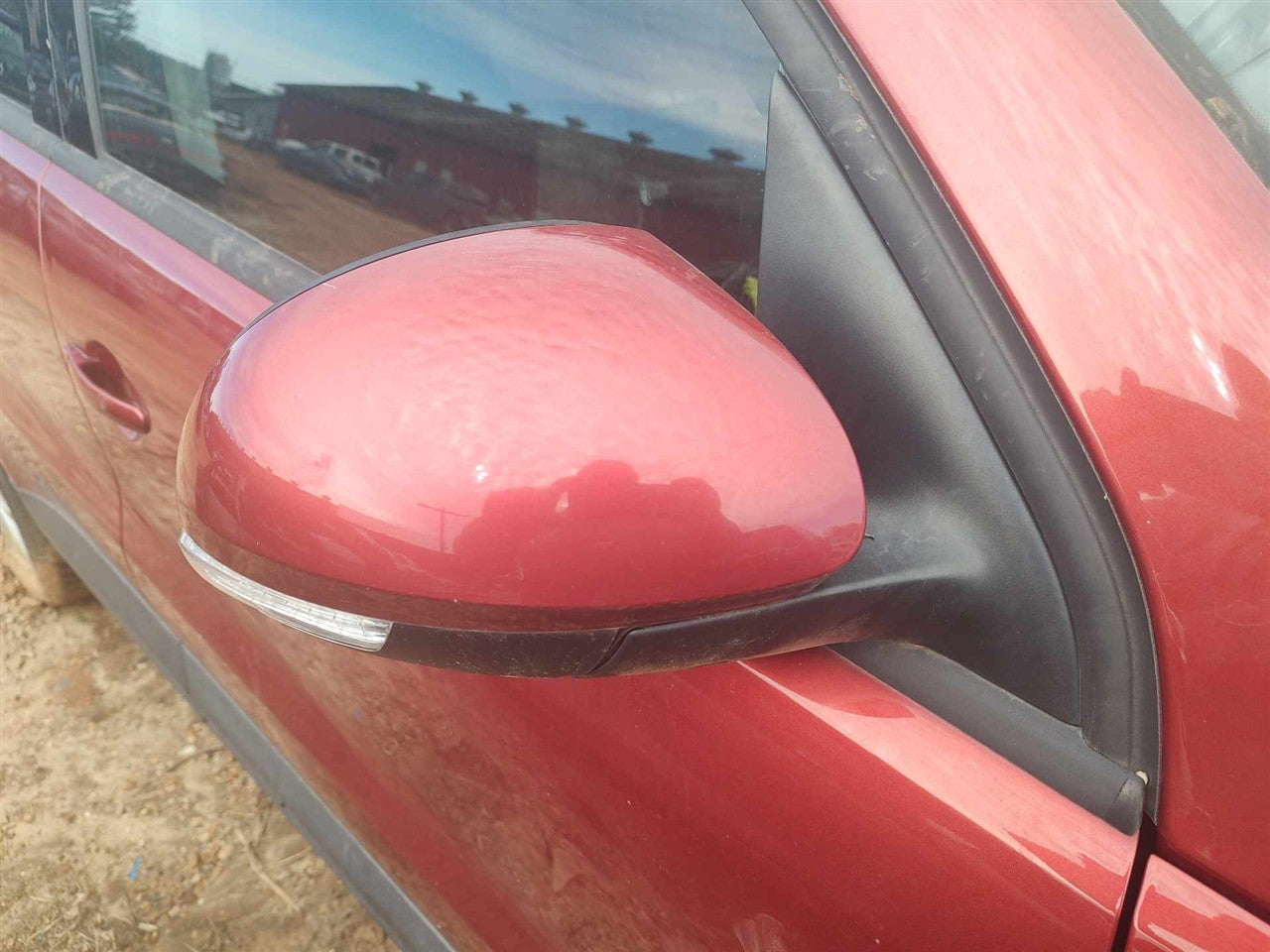 2009 thru 2018 Volkswagen Tiguan Right Passenger Side View Door Mirror Power R