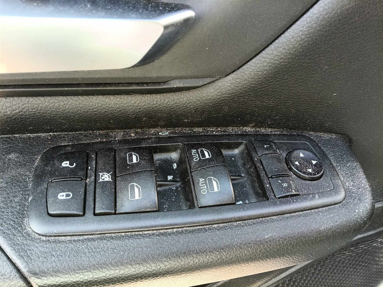 2015 thru 2024 Chrysler Pacifica, Dodge 1500, Dodge 3500, Chrysler 300 and 3 more Driver Side Left Front Door Window Master
