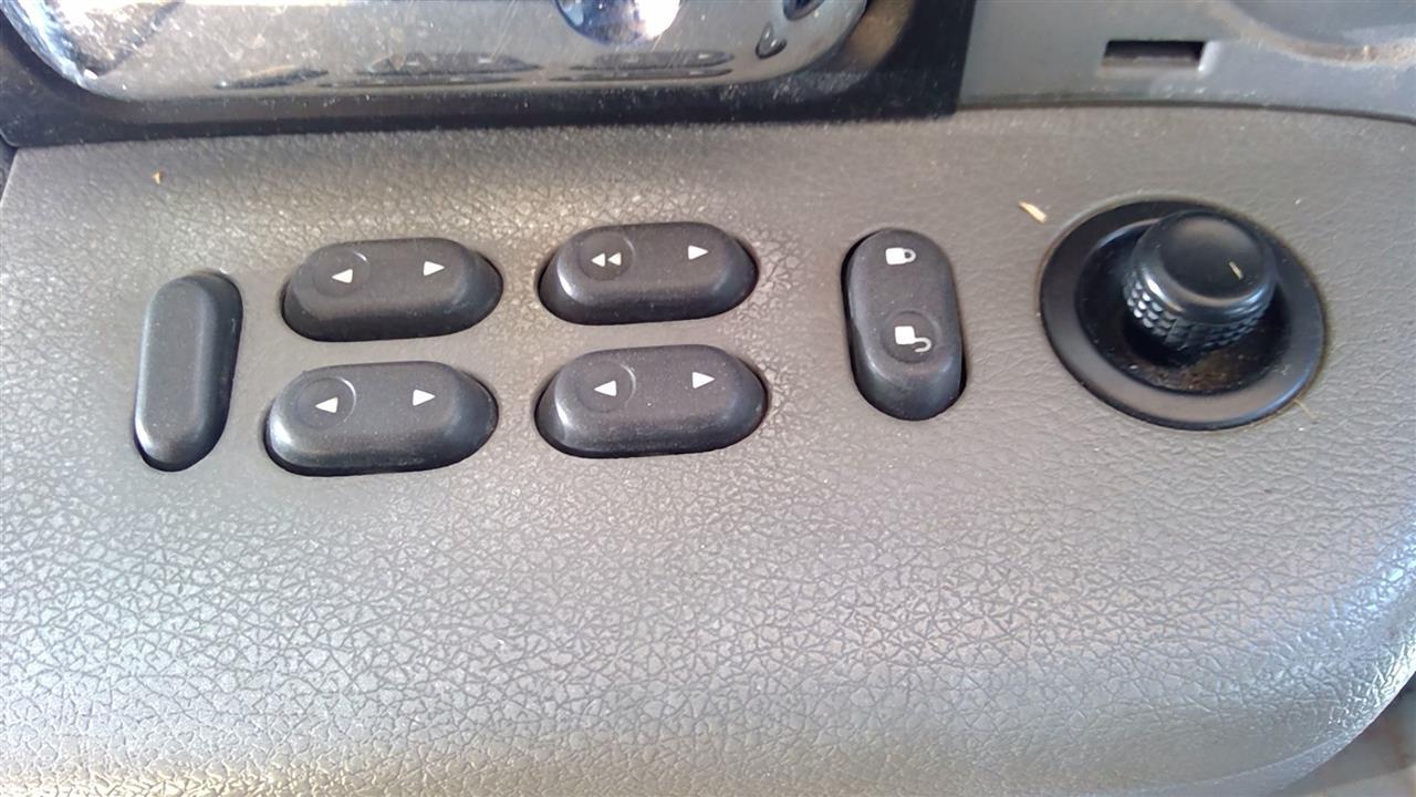 2003 thru 2008 Ford Crown Victoria, Mercury Grand Marquis, Ford F150, Ford Expedition Driver Side Left Front Door Window
