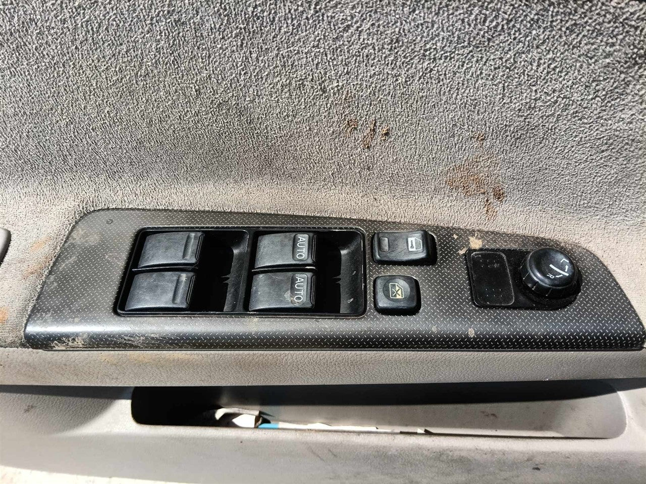 2005 2006 Nissan Altima Driver Side Left Front Door Window Master Switch Driver s lock and