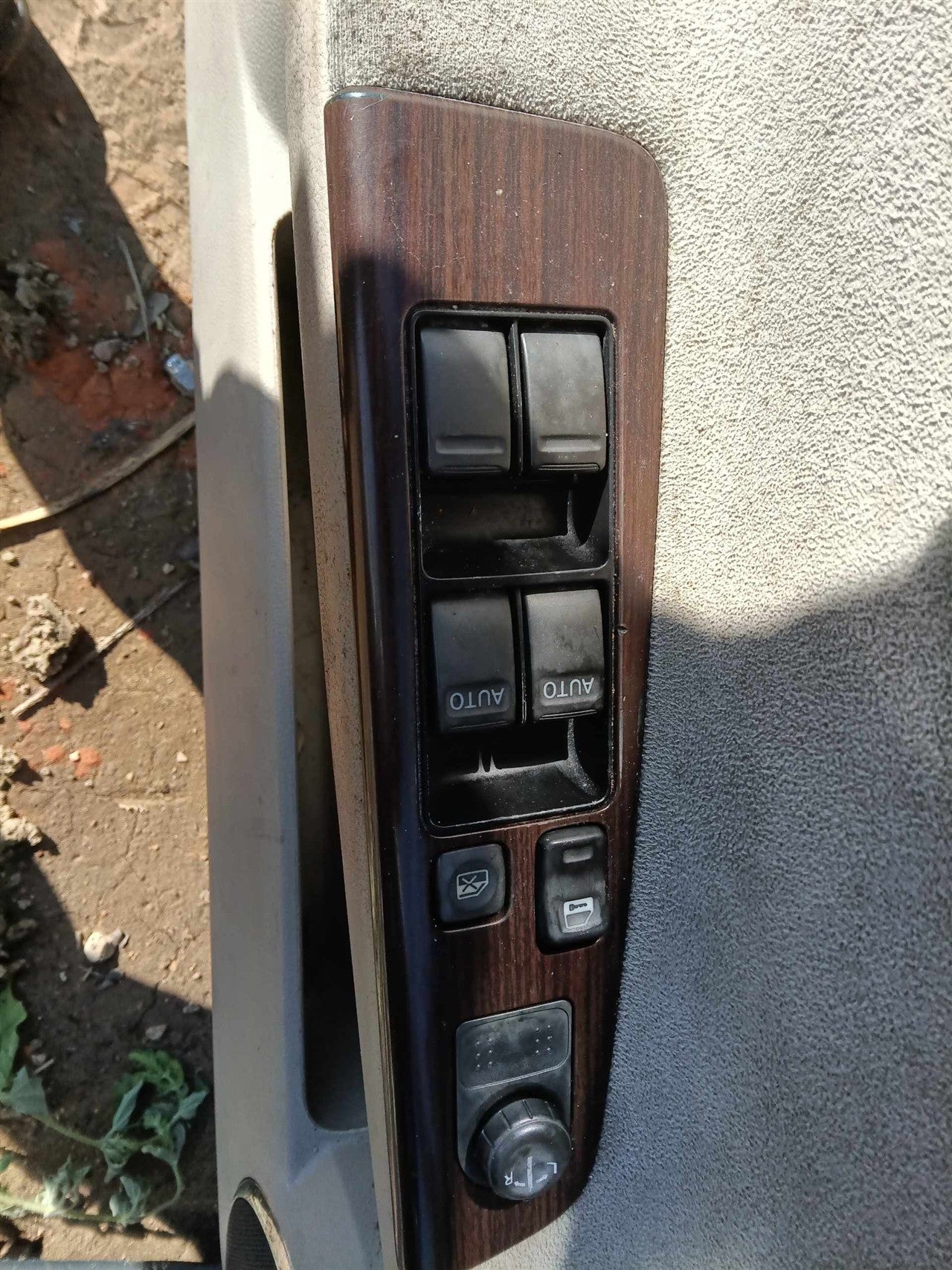 2005 2006 Nissan Altima Driver Side Left Front Door Window Master Switch Driver s lock and
