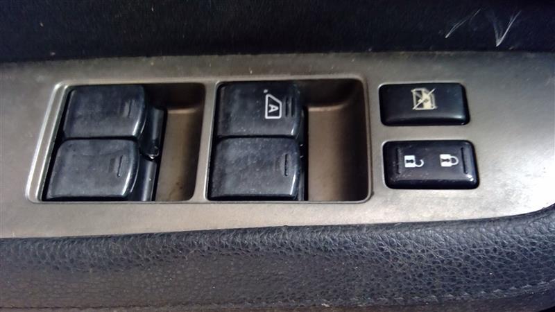 2010 2011 2012 Nissan Versa Driver Side Left Front Door Window Master Switch Driver s lock and