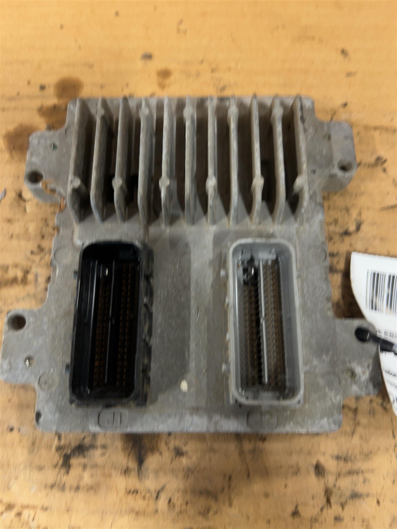 2007 thru 2012 Chevrolet Malibu, Chevrolet HHR, Chevrolet Cobalt, Pontiac G5 and 11 more Engine Control Module ECU ECM PCM