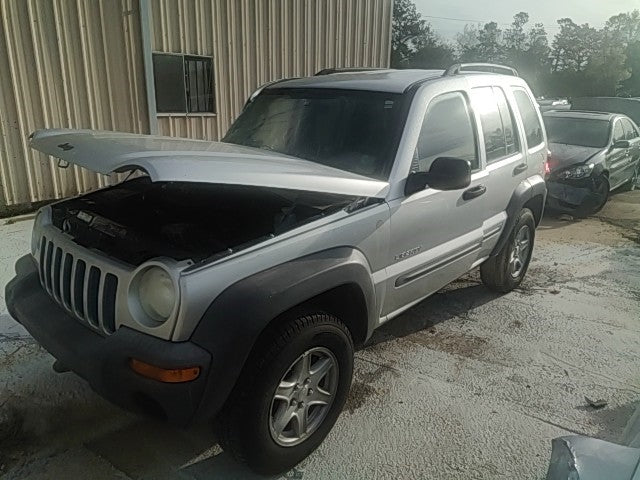 Donor vehicle 2004 Jeep Liberty (Stock #261501)