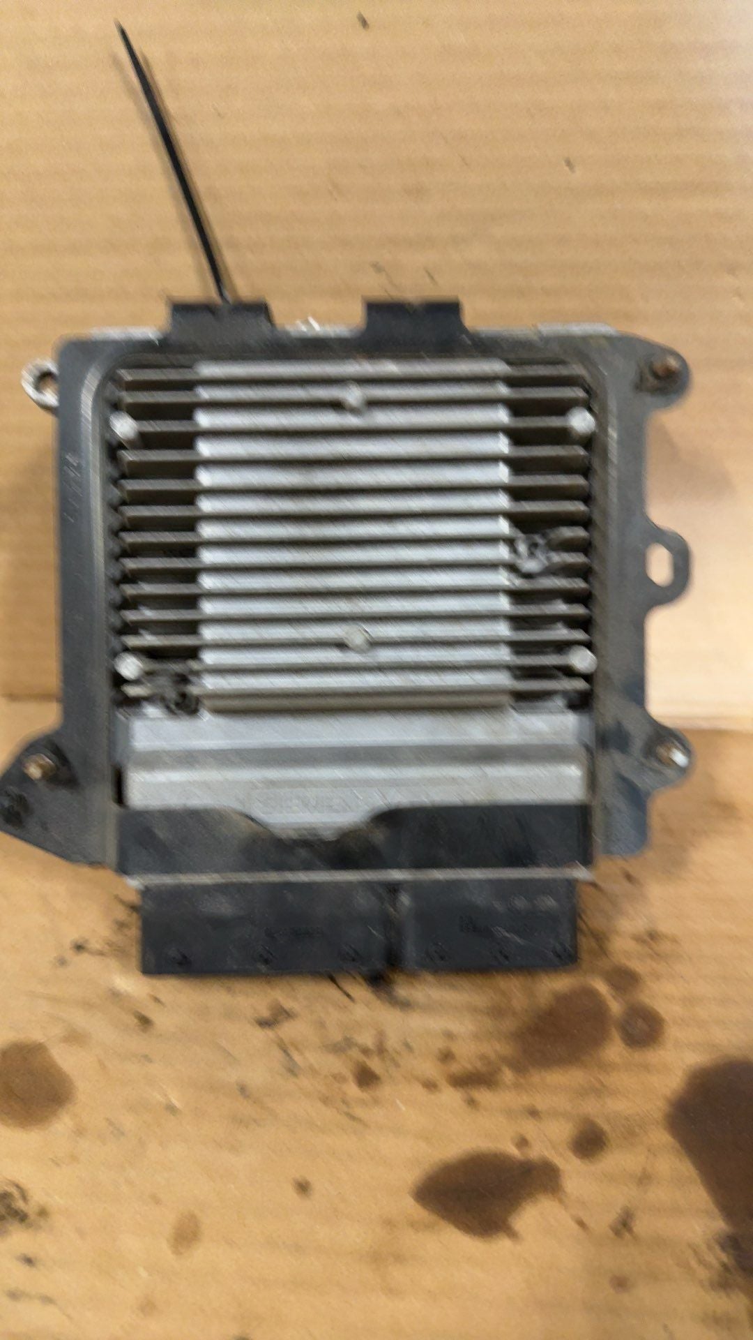 2007 2008 2009 2010 Dodge Caliber, Jeep Compass, Jeep Patriot Engine Control Module ECU ECM PCM 4 Cylinder Electronic