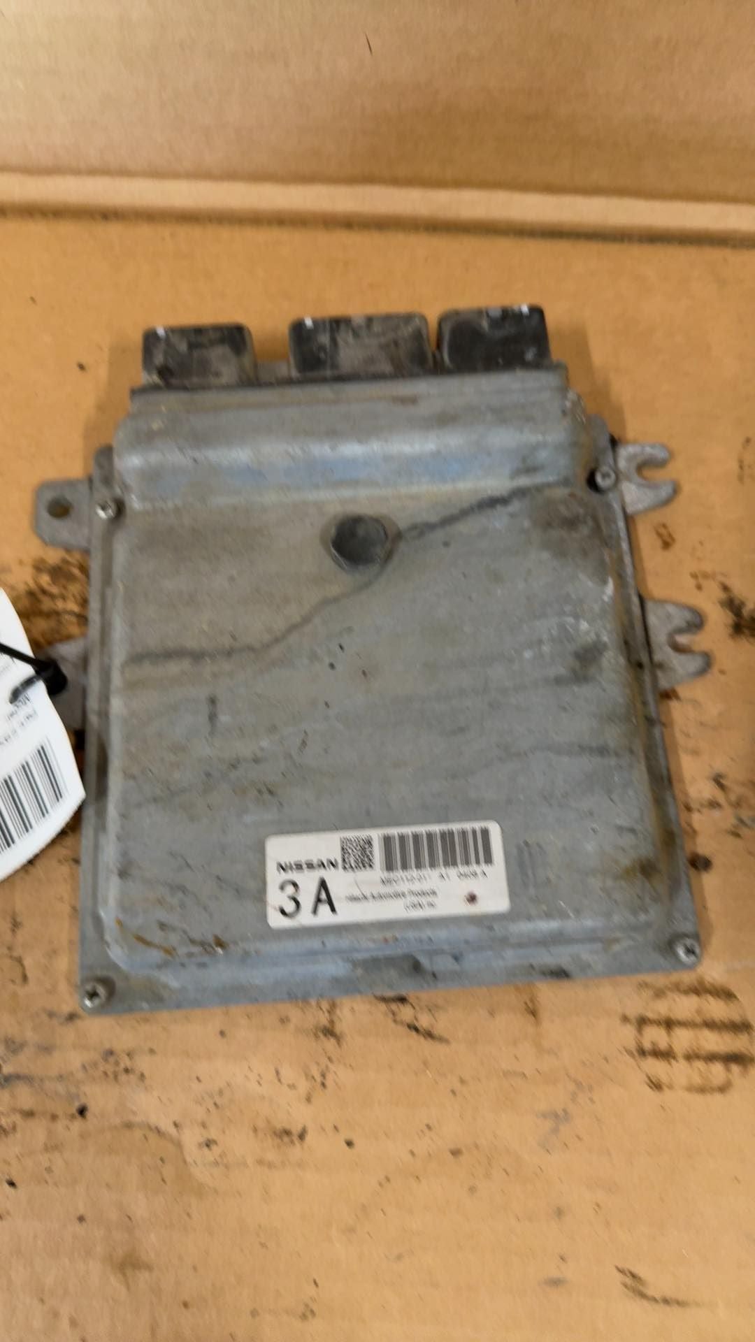 2010 Nissan Altima Engine Control Module ECU ECM PCM Electronic by battery tray