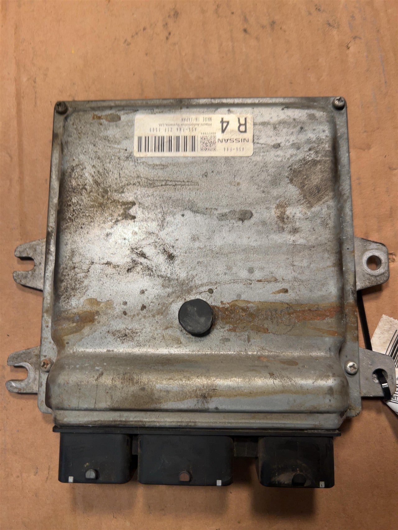 2011 Nissan Maxima Engine Control Module ECU ECM PCM Electronic RH inner fender AT CVT
