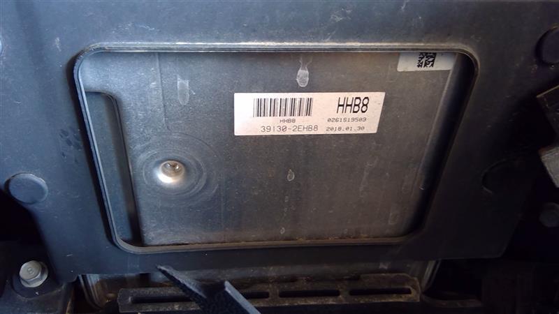 2018 KIA Soul Engine Control Module ECU ECM PCM 2.0L Electronic LH compartment