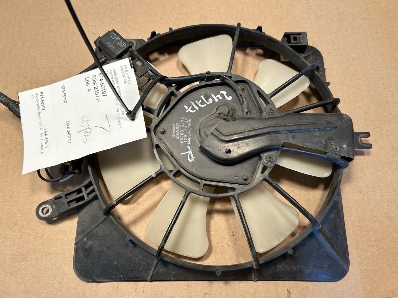 2007 2008 Honda FIT RAD Cond FAN Motor Assembly condenser