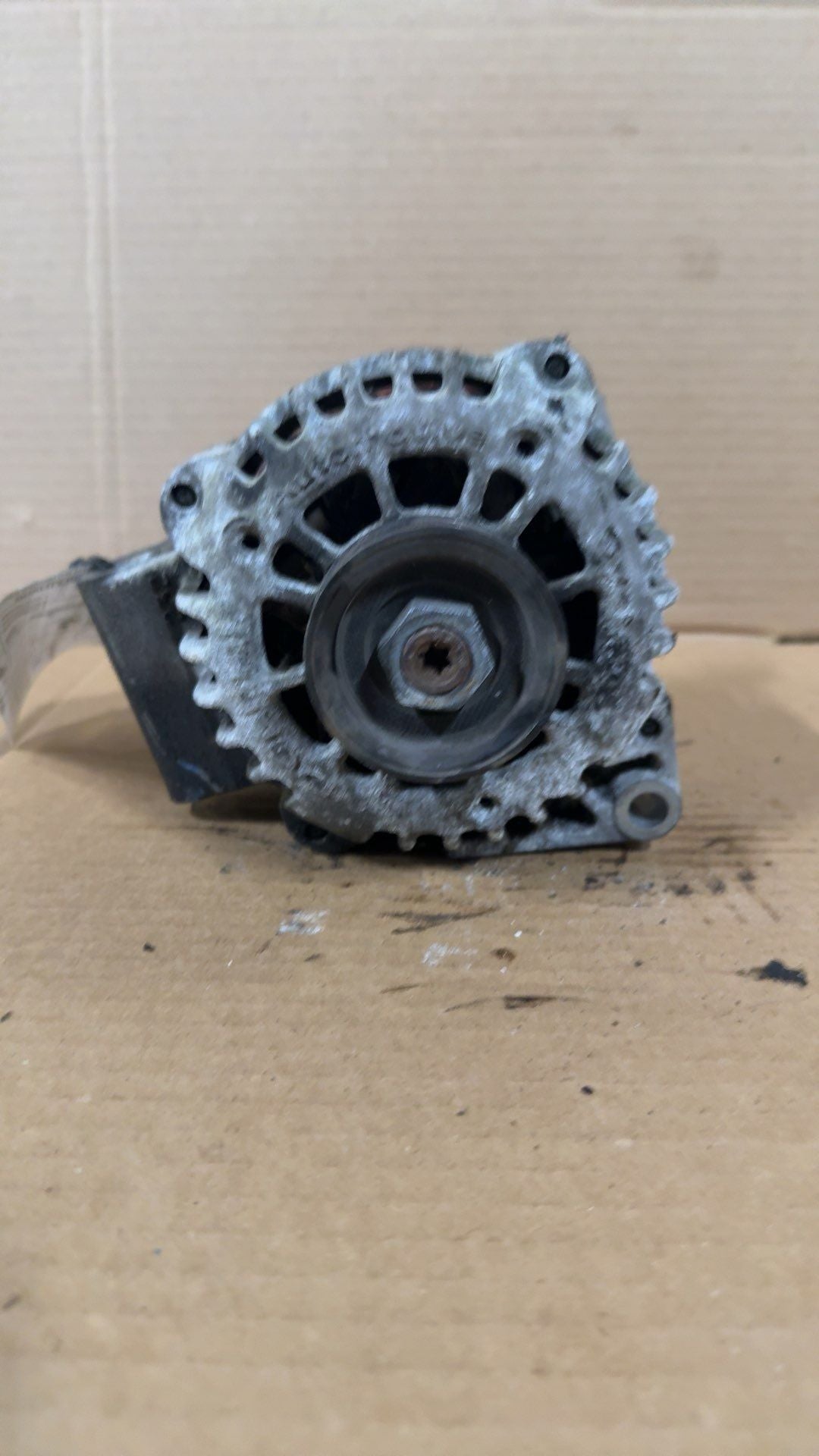 1999 2000 2001 Oldsmobile Alero, Pontiac Grand AM, Chevrolet Malibu Alternator Generator 2.4L 4 Cylinder