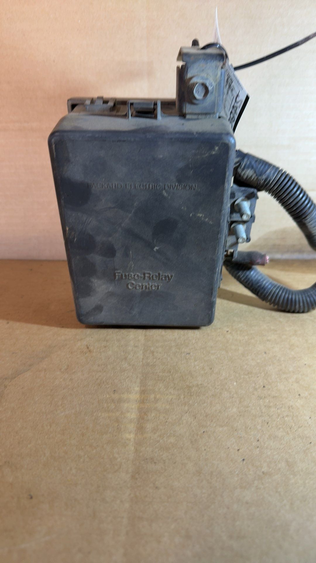 1995 GMC 1500 Engine Bay Fuse Box Relay Panel 5.7L