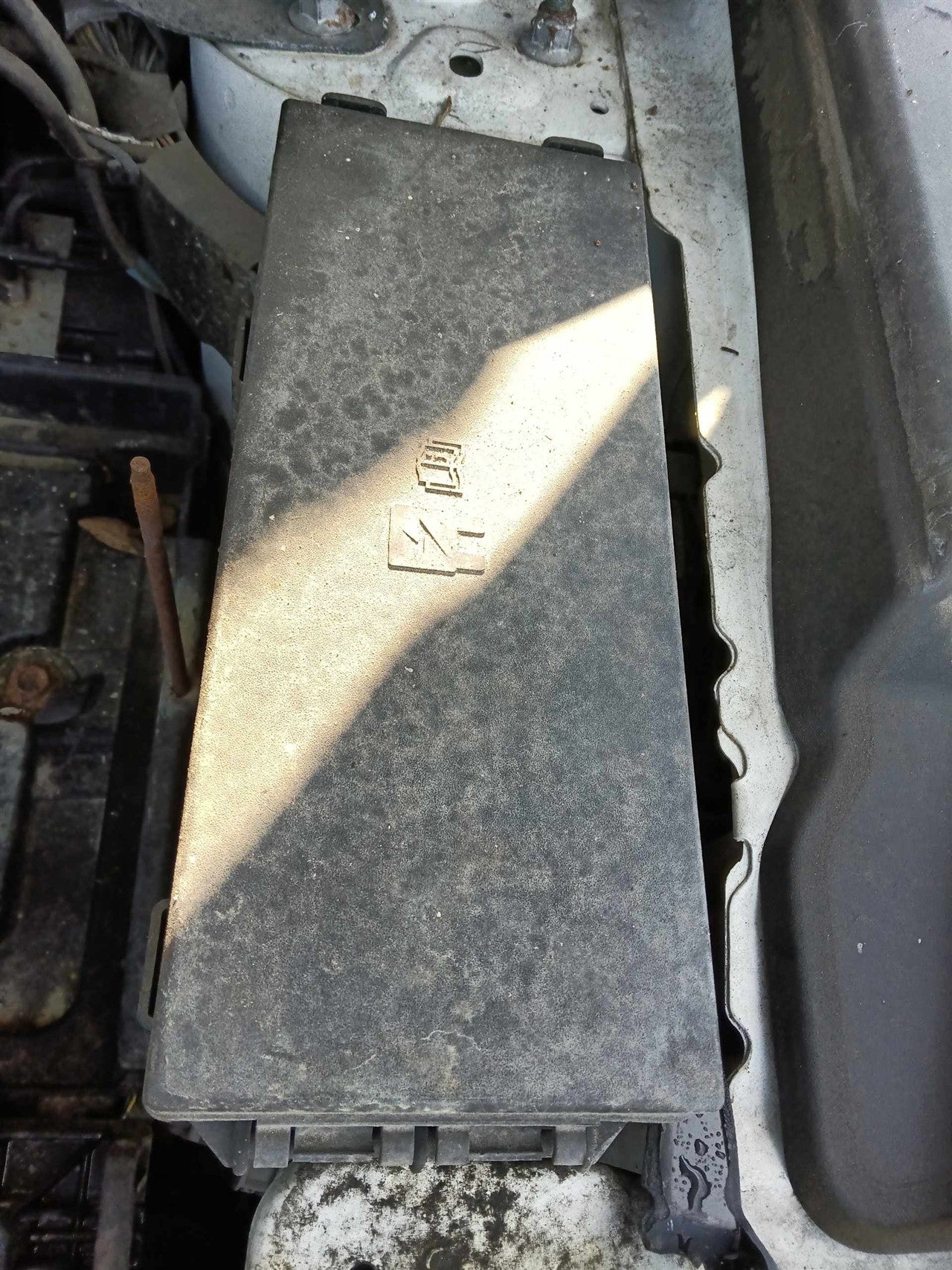 2014 2015 Ford Explorer Engine Bay Fuse Box Relay Panel 3.7L
