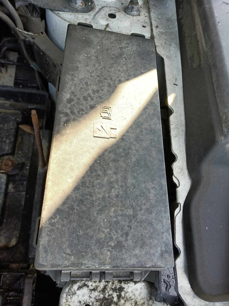 2014 2015 Ford Explorer Engine Bay Fuse Box Relay Panel 3.7L
