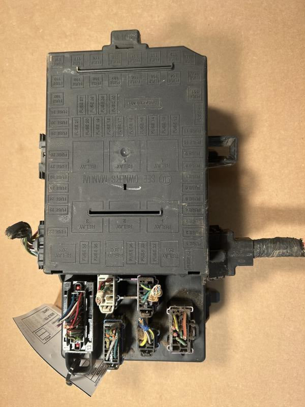 2004 Ford F150 Engine Bay Fuse Box Relay Panel New Style RH kick ID 4L3T14A067 BH