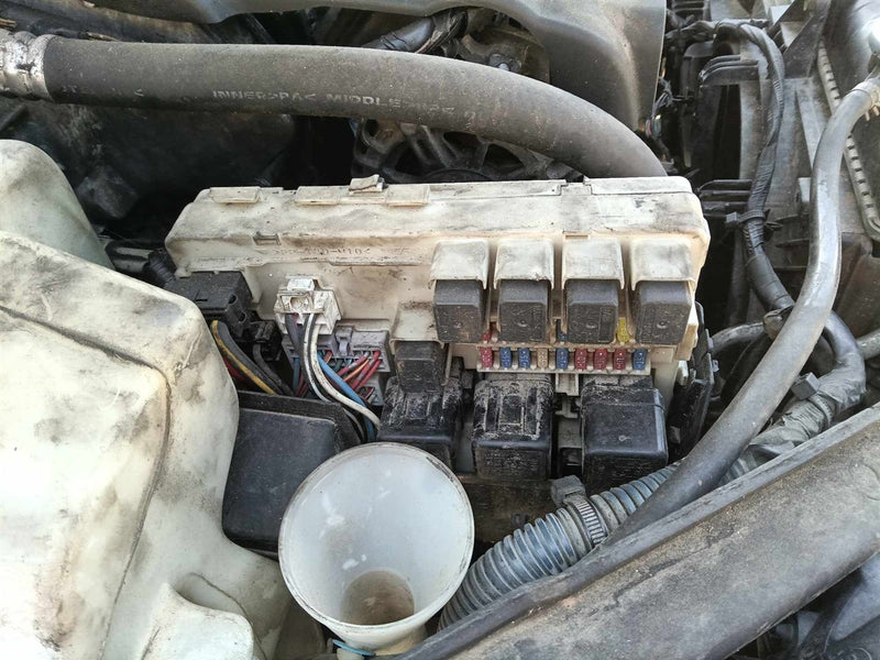 2002 thru 2006 Nissan Altima Engine Bay Fuse Box Relay Panel
