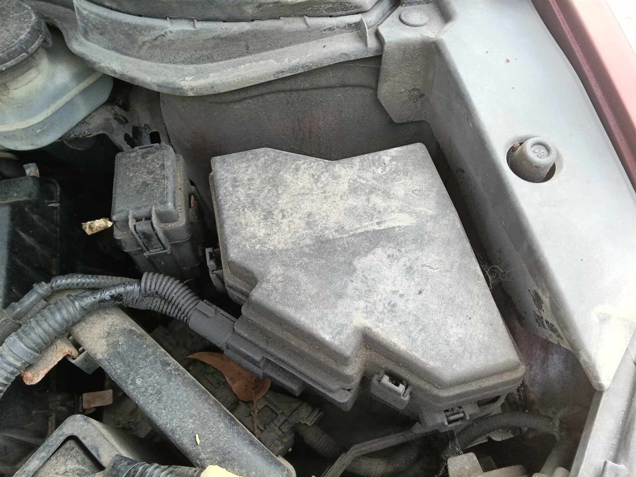 2007 thru 2011 Honda CR V Engine Bay Fuse Box Relay Panel compartment