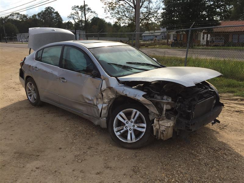 Donor vehicle 2009 Nissan Altima (Stock #207948)