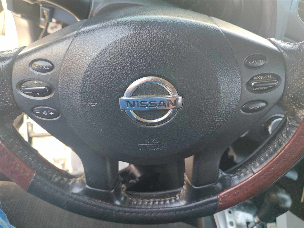Donor vehicle 2010 Nissan Altima (Stock #251131)