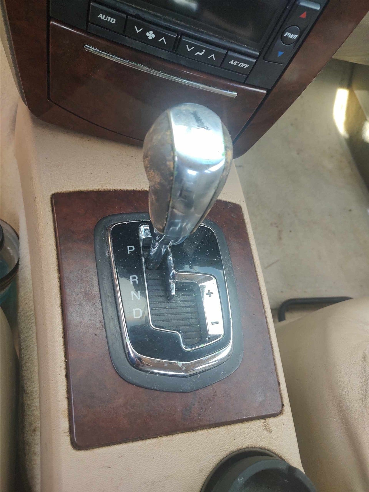 2007 Cadillac Transmission Gear Shifter Assembly