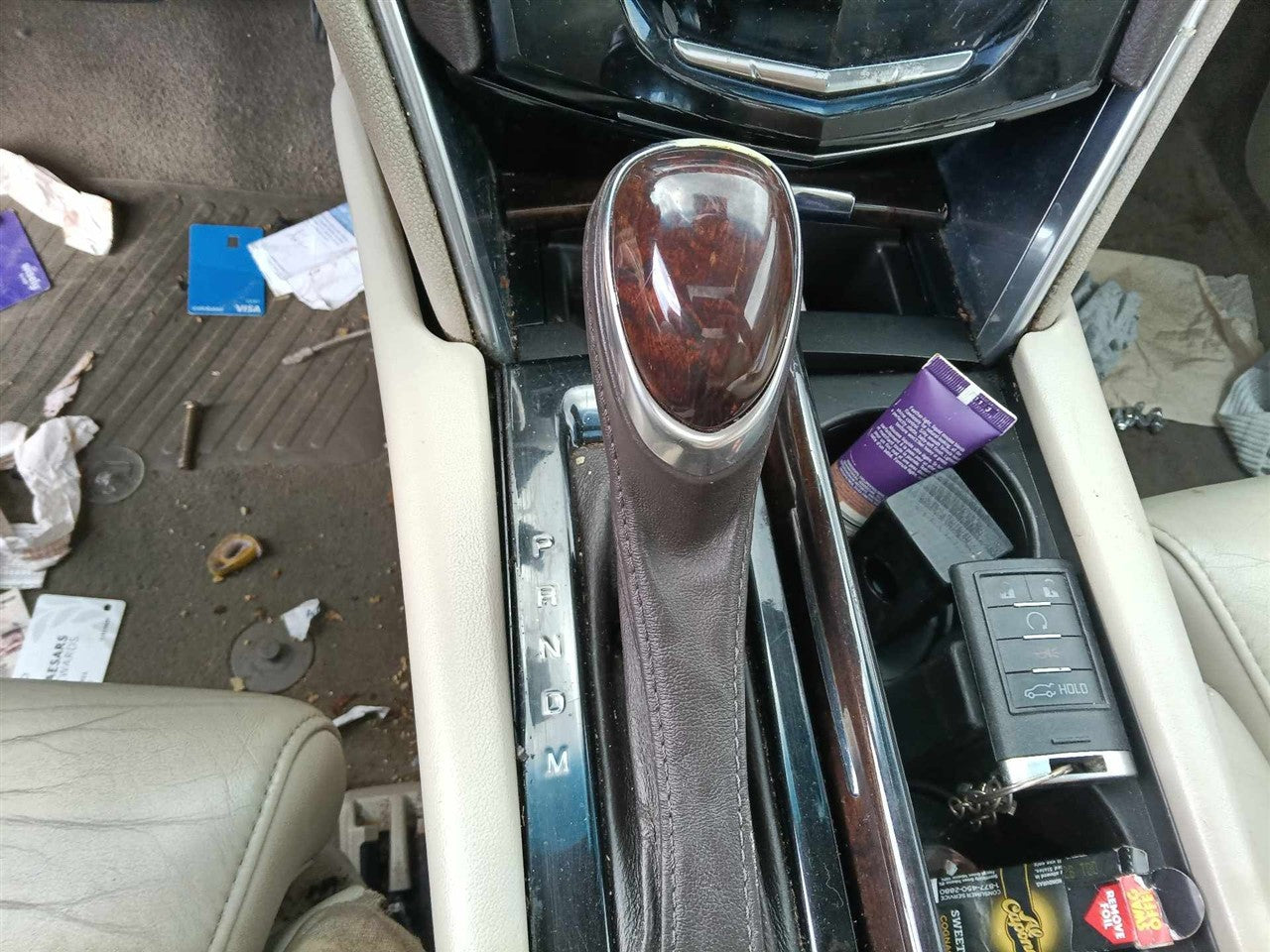 2013 Cadillac XTS Transmission Gear Shifter Assembly