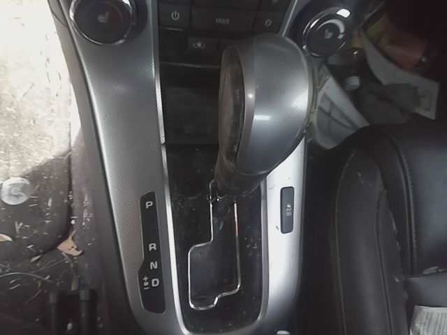 2013 Chevrolet Cruze Transmission Gear Shifter Assembly