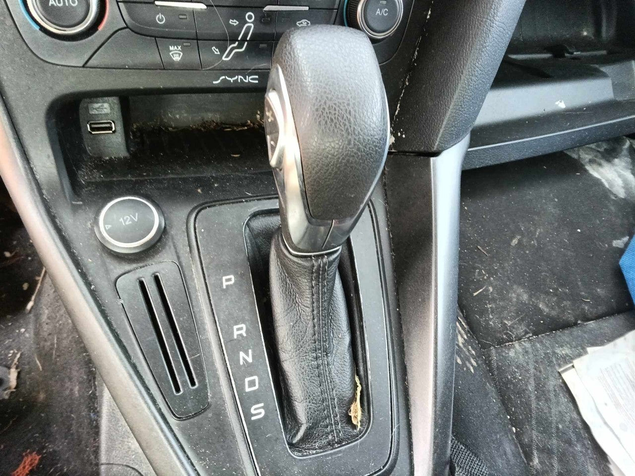 2017 Ford Focus Transmission Gear Shifter Assembly