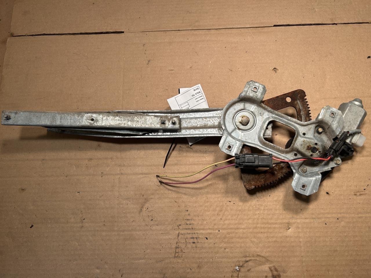 1999 Ford F250SD, Ford F350SD, Ford F450SD, Ford F550SD Passenger Side Right Door Window Reg FR electric R from 8 4 98