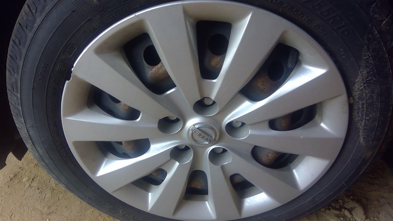 Donor vehicle 2017 Nissan Sentra (Stock #249842)