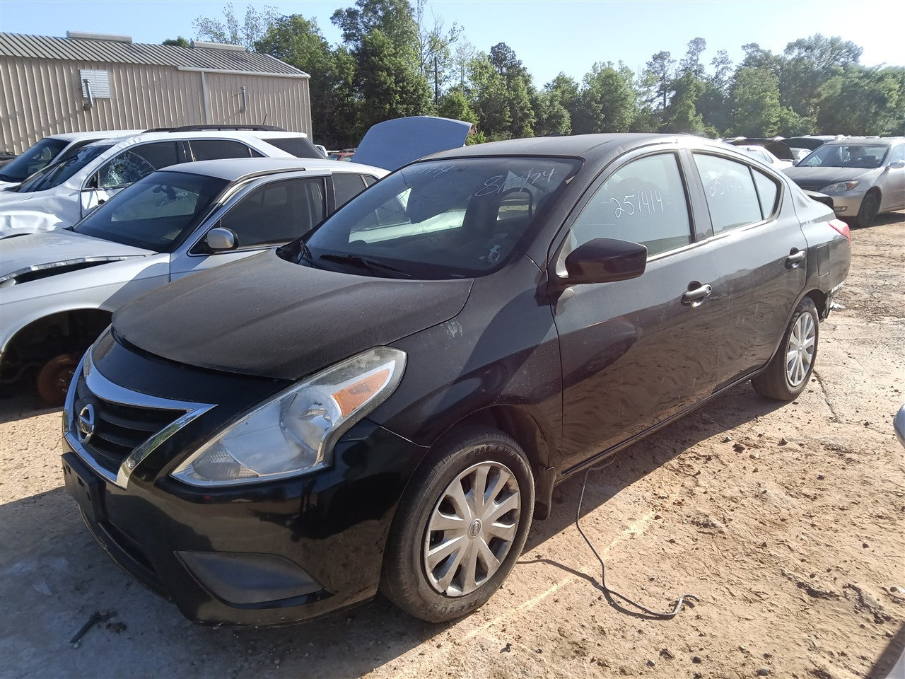 Donor vehicle 2016 Nissan Versa (Stock #251414)