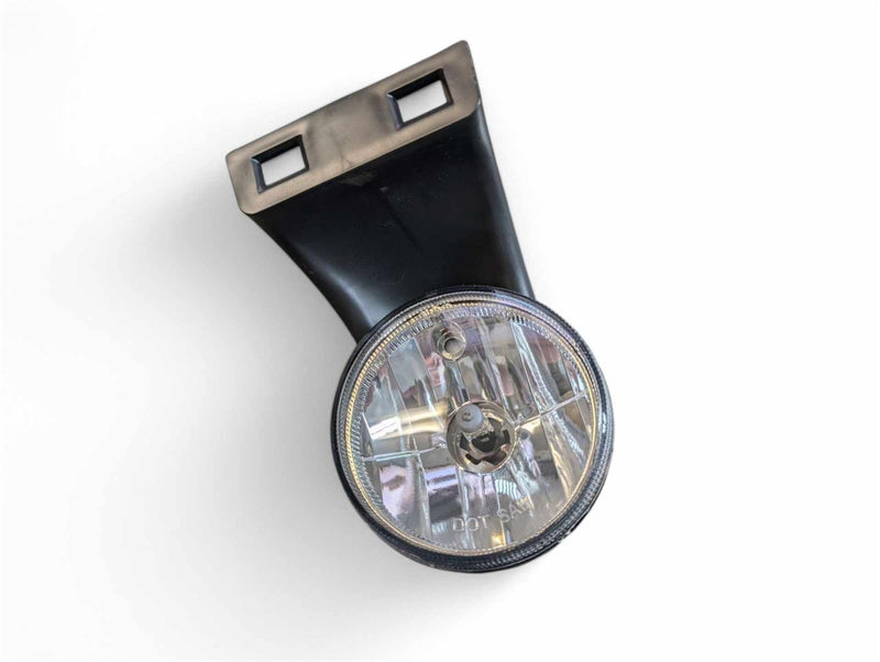 2002 thru 2010 Dodge 3500, Dodge 1500, Dodge 2500 Passenger Side Right Front Lamp Fog Driving bumper mounted R