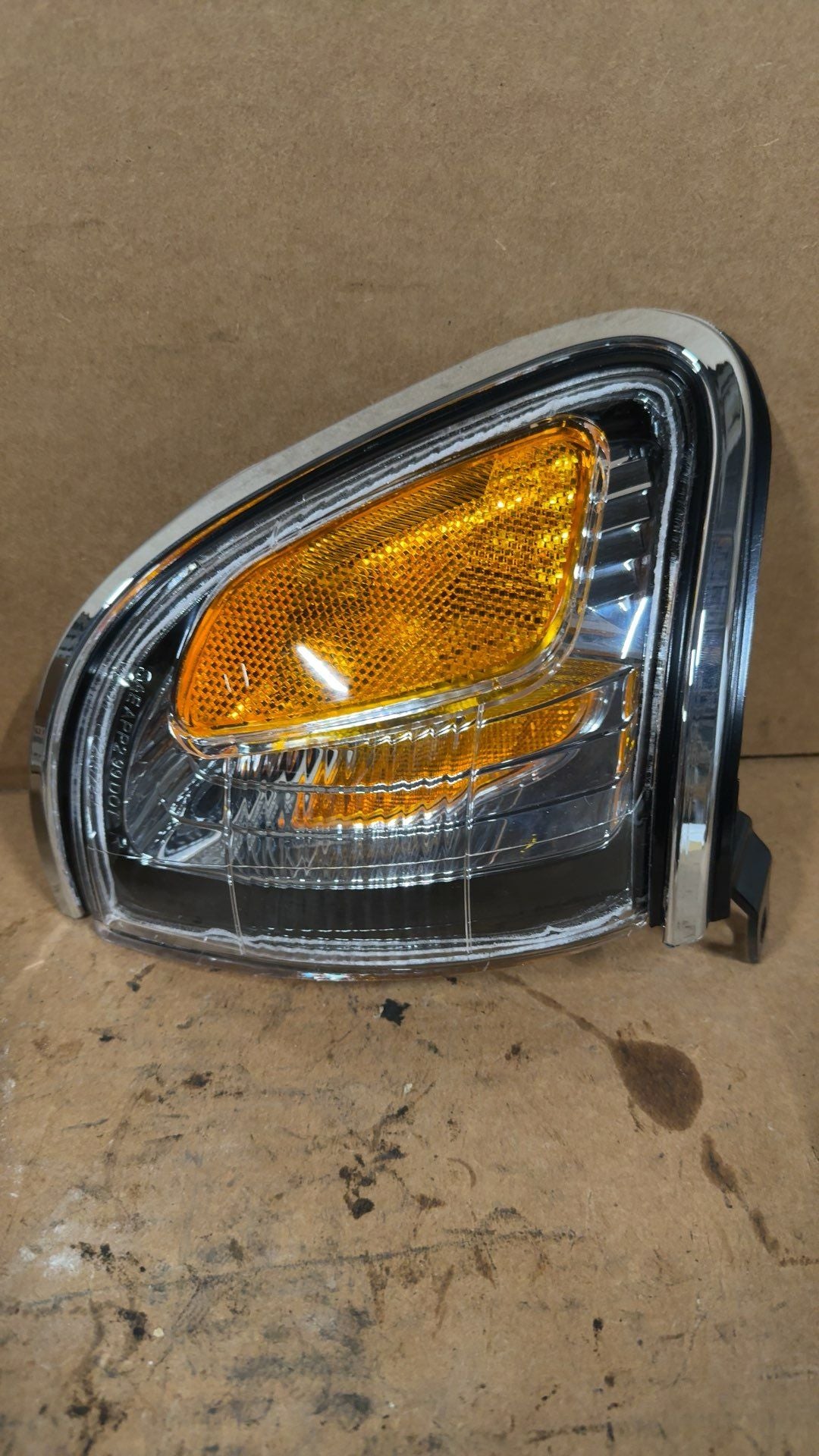 1995 thru 2000 Toyota Tacoma Passenger Side Right Front Lamp Park Turn Signal bumper mounted R