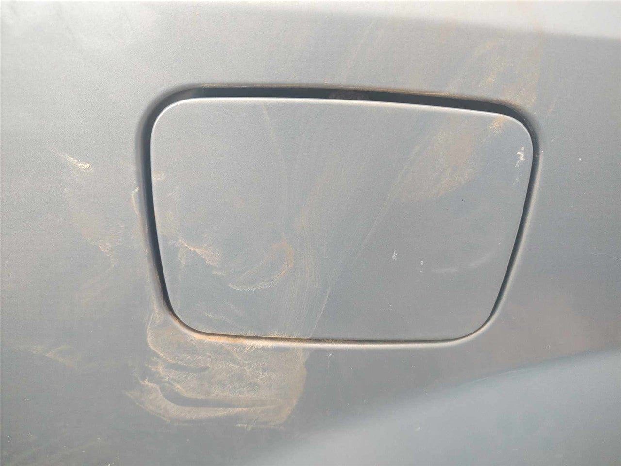 2007 Cadillac Fuel Filler Gas Door Lid