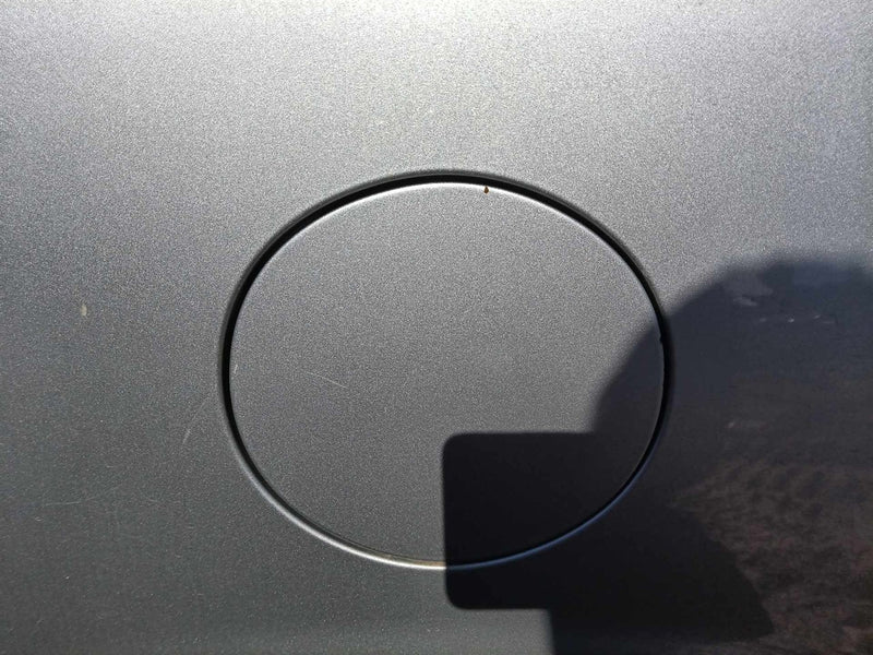 2011 Chevrolet Traverse Fuel Filler Gas Door Lid