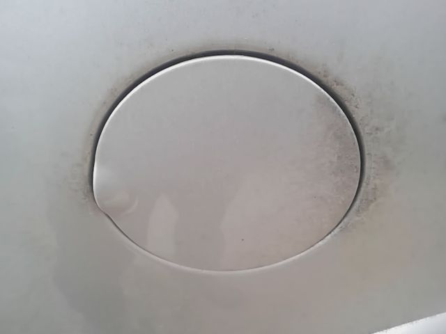 2010 Ford Explorer Fuel Filler Gas Door Lid