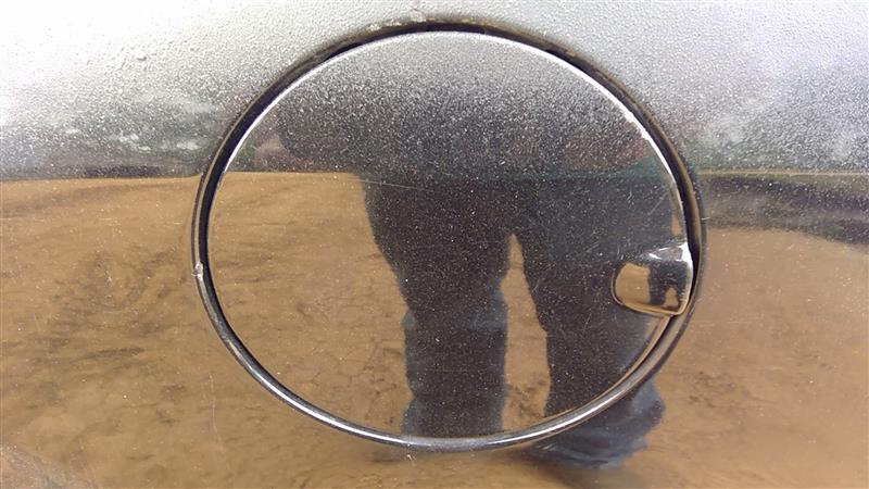 2006 Ford Mustang Fuel Filler Gas Door Lid