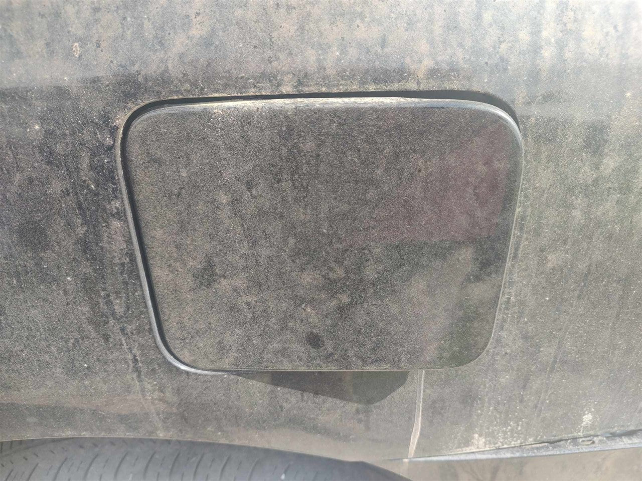 2016 Nissan Versa Fuel Filler Gas Door Lid