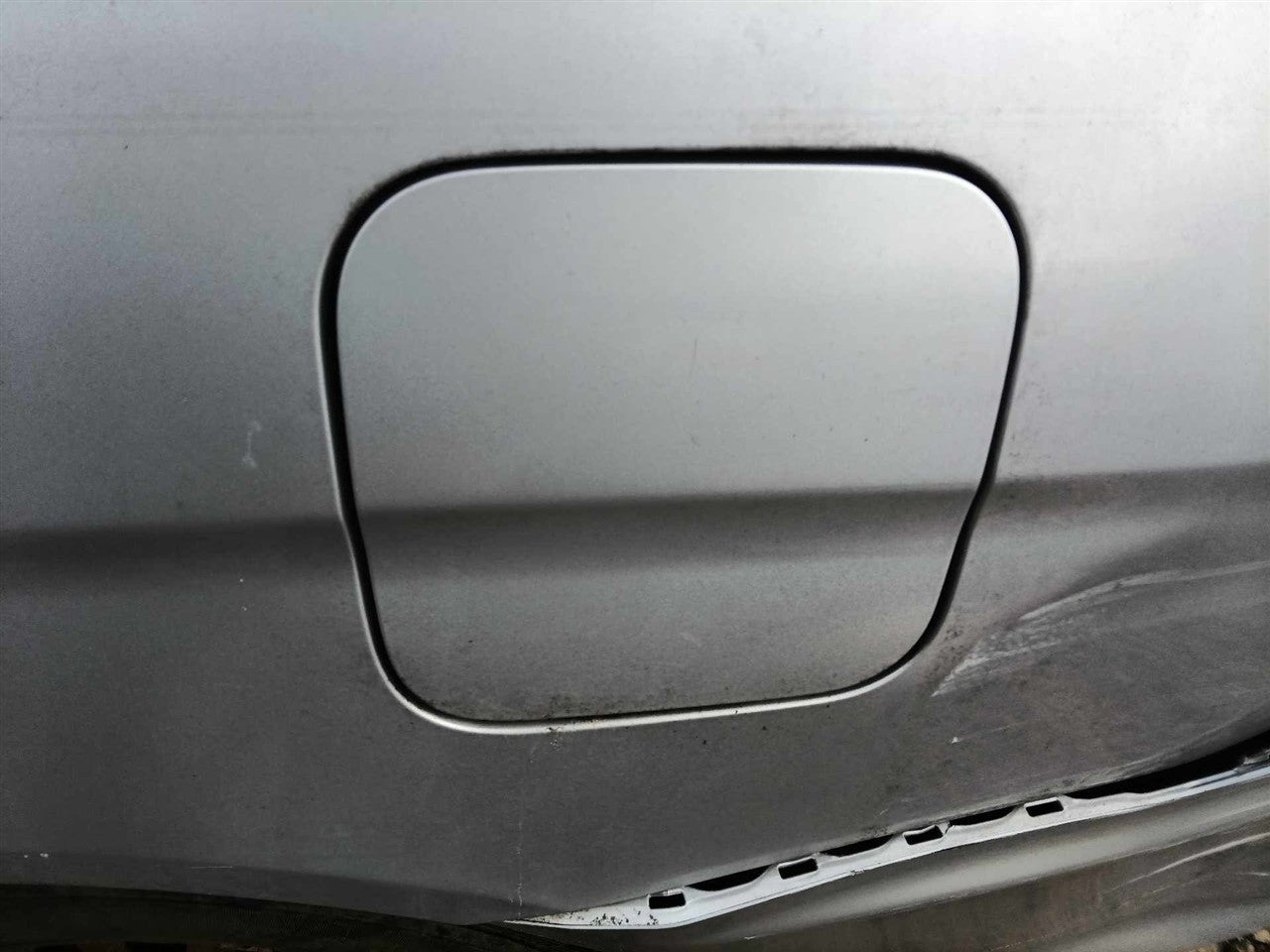 2005 Honda Civic Fuel Filler Gas Door Lid
