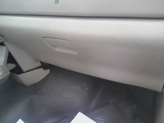 2004 Dodge 1500 Glove Box Compartment