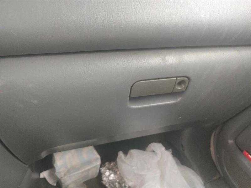 2004 Honda Pilot Glove Box Compartment
