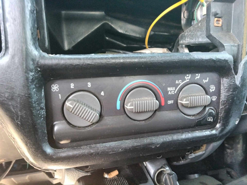 1999 thru 2004 GMC S10 S15 Sonoma, Isuzu Hombre AC Heater Temperature Climate Control Unit electric mirrors
