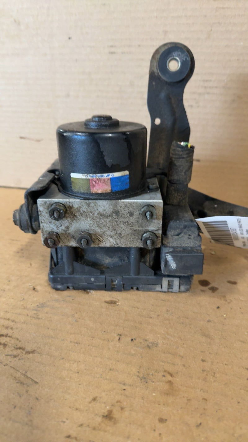1999 2000 2001 Jeep Grand Cherokee ABS Anti Lock Brake Pump Control Module Assembly