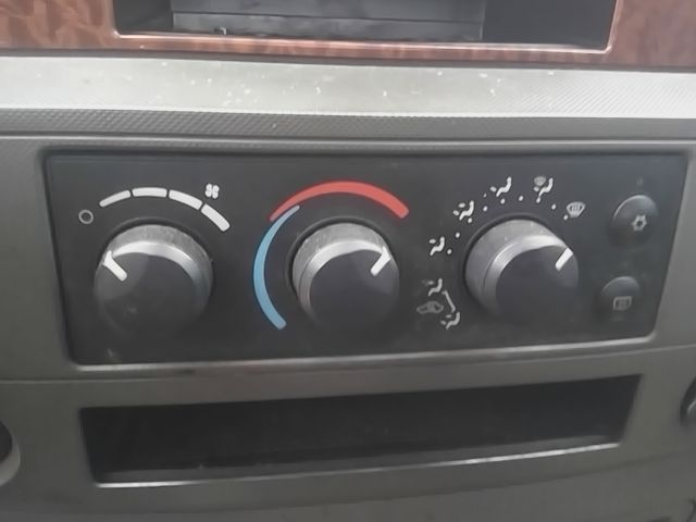 2006 Dodge 1500, Dodge 2500, Dodge 3500, Mitsubishi Raider AC Heater Temperature Climate Control Unit