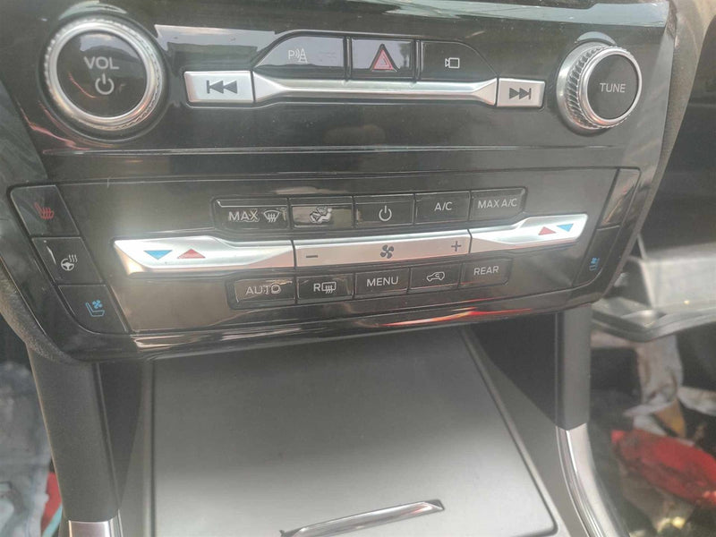 2020 2021 2022 Ford Explorer AC Heater Temperature Climate Control Unit front with heated seats cooled