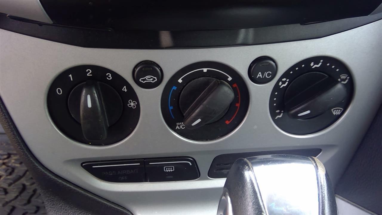 2013 2014 Ford Focus AC Heater Temperature Climate Control Unit gasoline manual