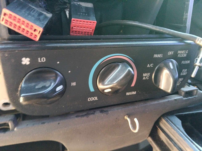 1999 thru 2004 Ford F150, Ford Expedition, Lincoln Navigator, Ford F250 AC Heater Temperature Climate Control Unit