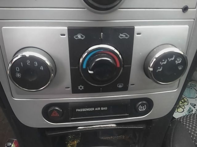 2008 thru 2012 Chevrolet Malibu AC Heater Temperature Climate Control Unit