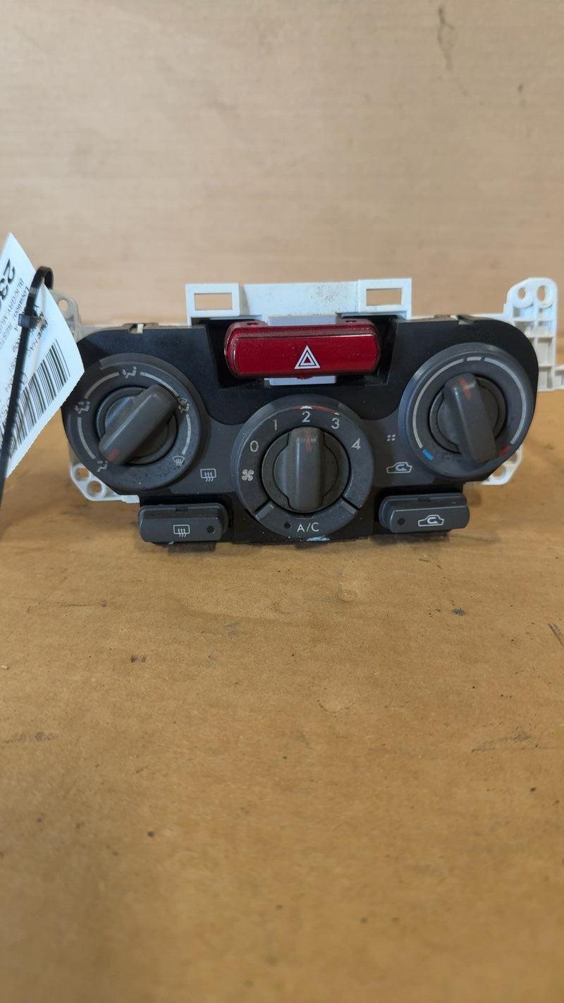 2009 thru 2013 Subaru Forester AC Heater Temperature Climate Control Unit manual